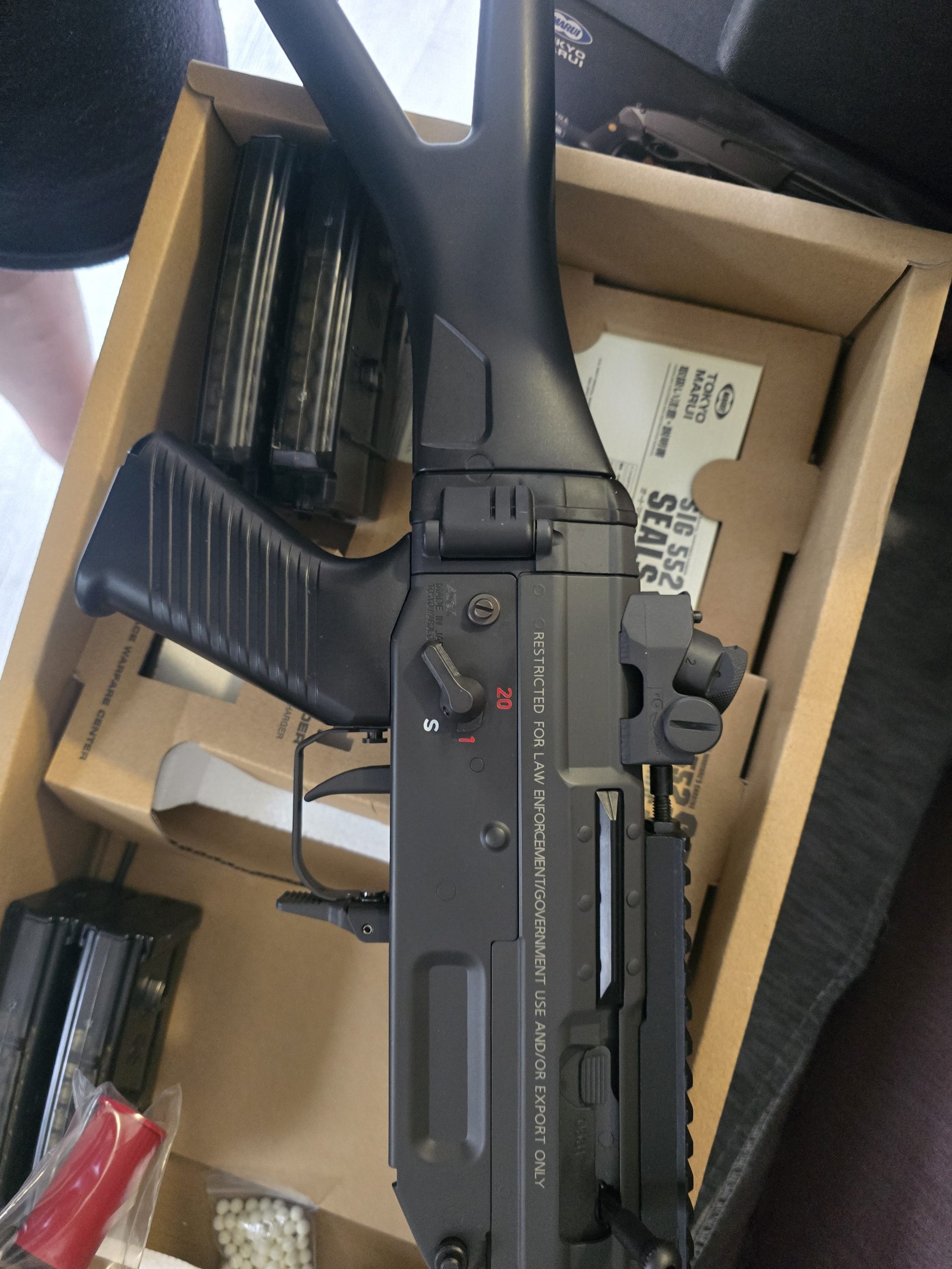 Sig552 seals Tokyo Marui