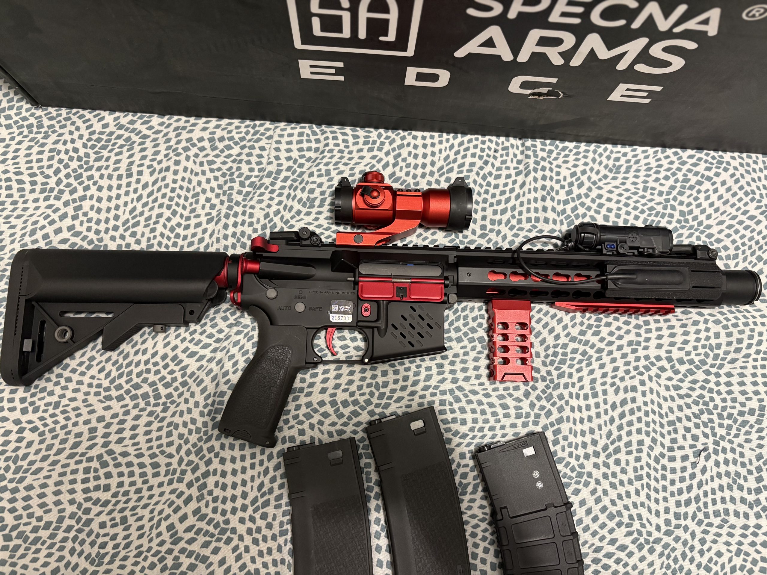 SA E40 edge gate X-ASR avec 3 chargeurs