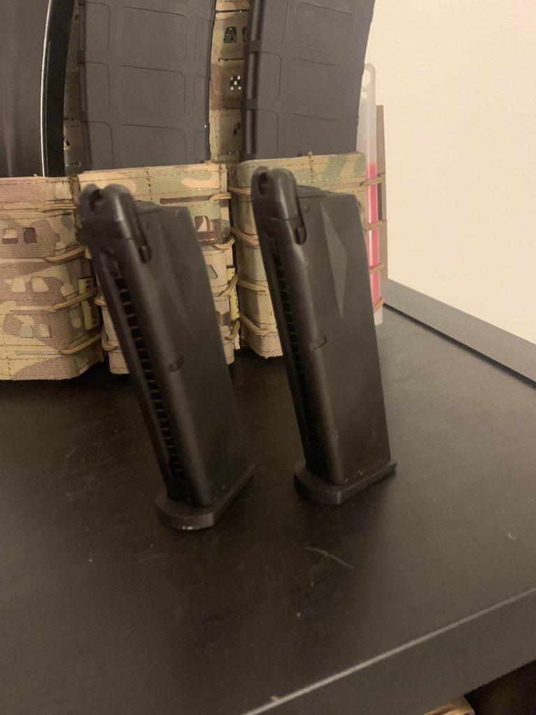 2x Chargeur Gaz 24 billes pour Beretta M9 UMAREX (neufs)
