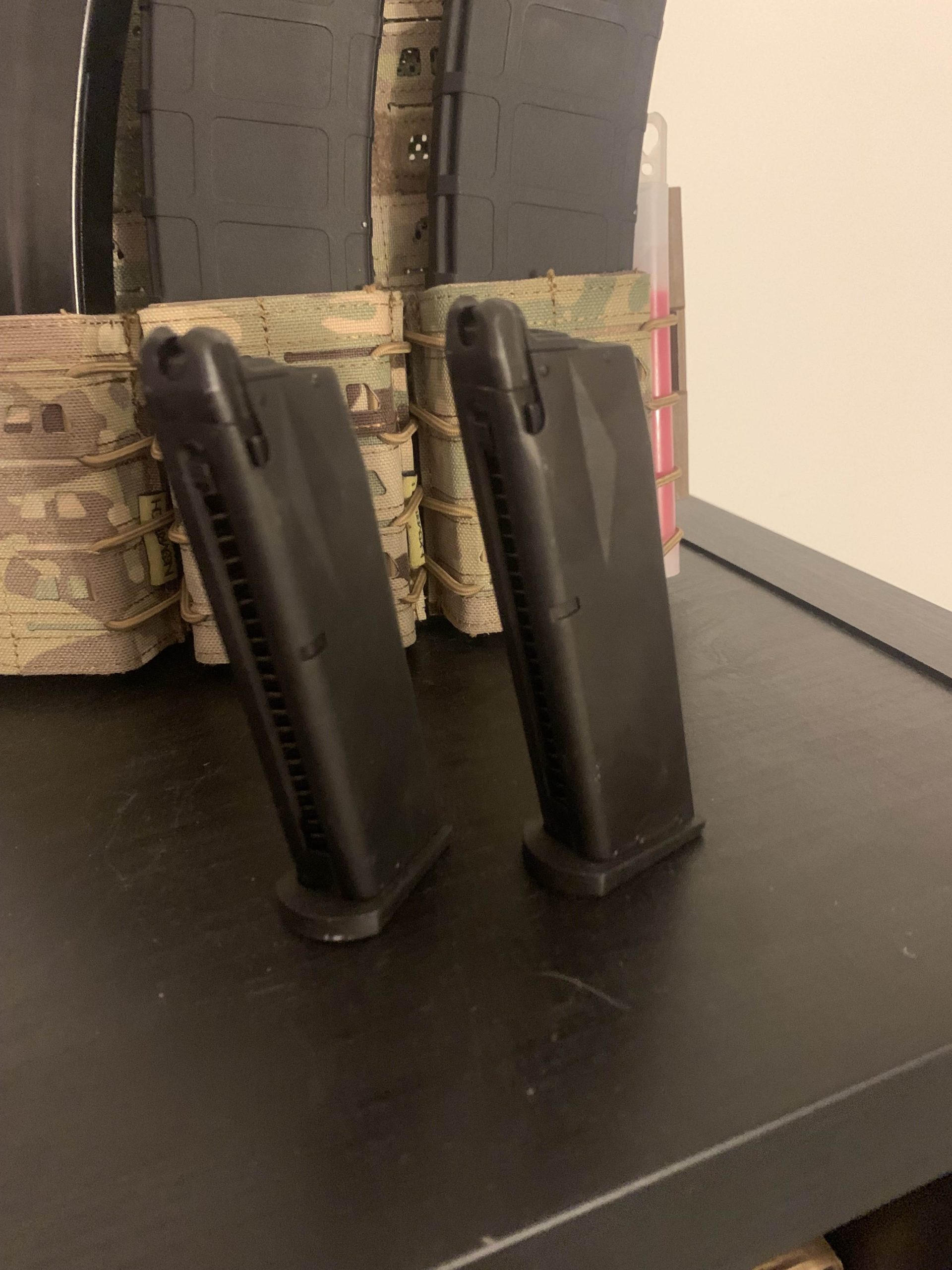 2x Chargeur Gaz 24 billes pour Beretta M9 UMAREX (neufs)