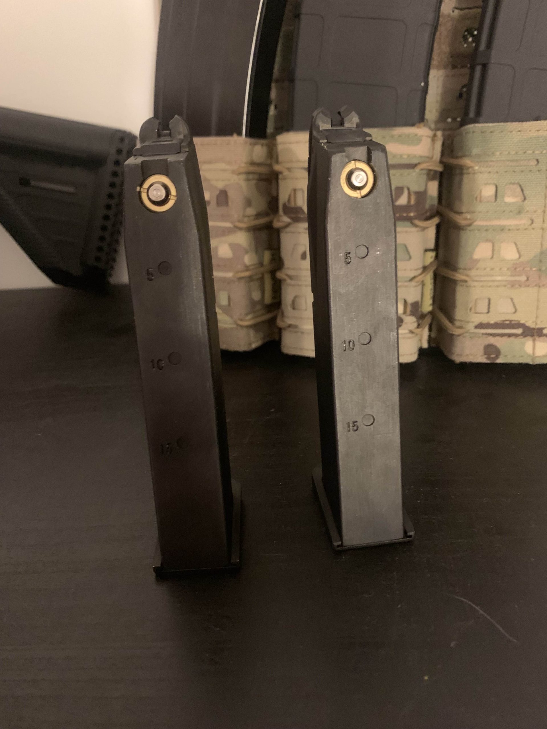 2x Chargeur Gaz 24 billes pour Beretta M9 UMAREX (neufs)