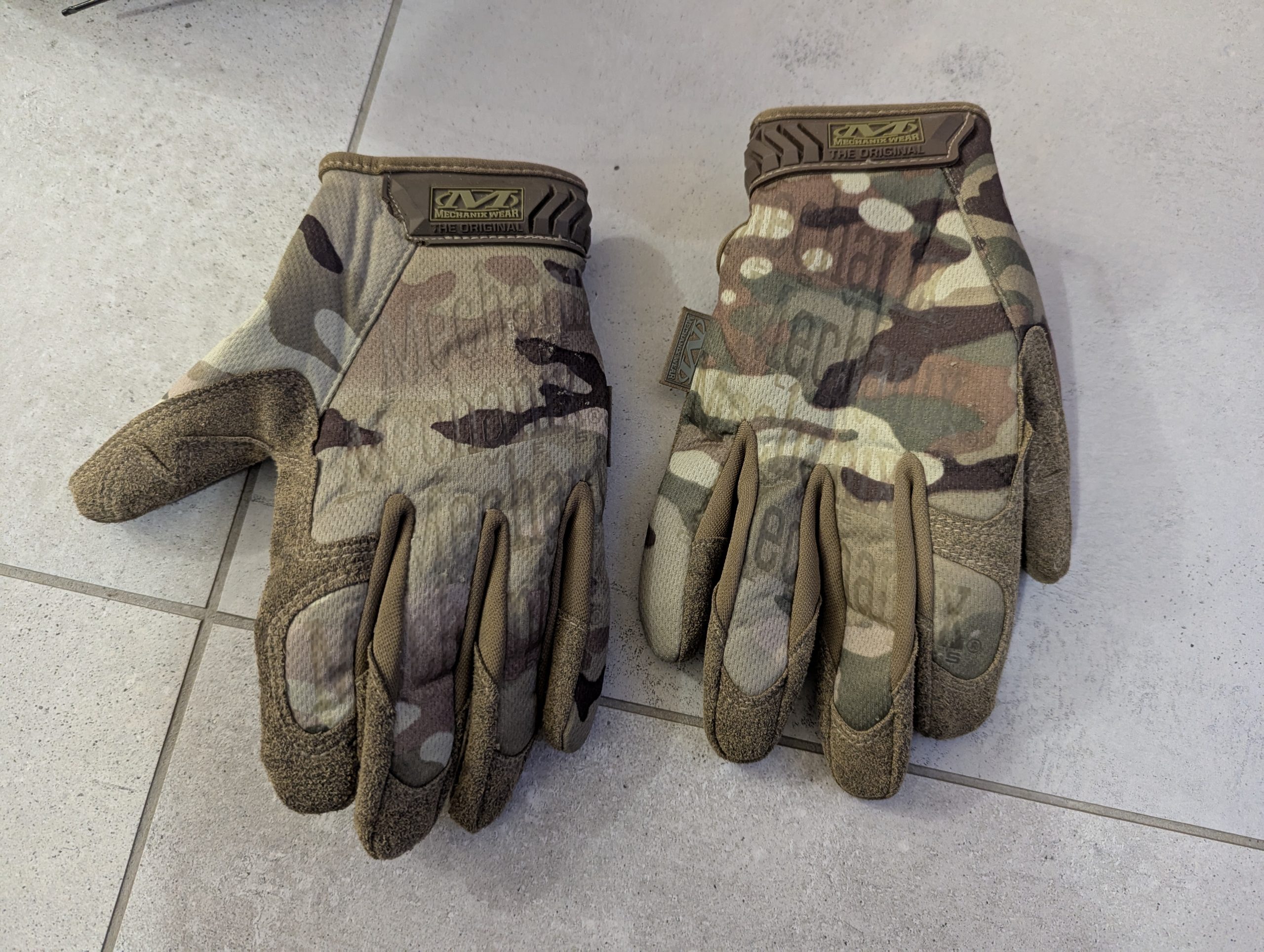 Casque type fast fma  Et gants mechanix original muticam