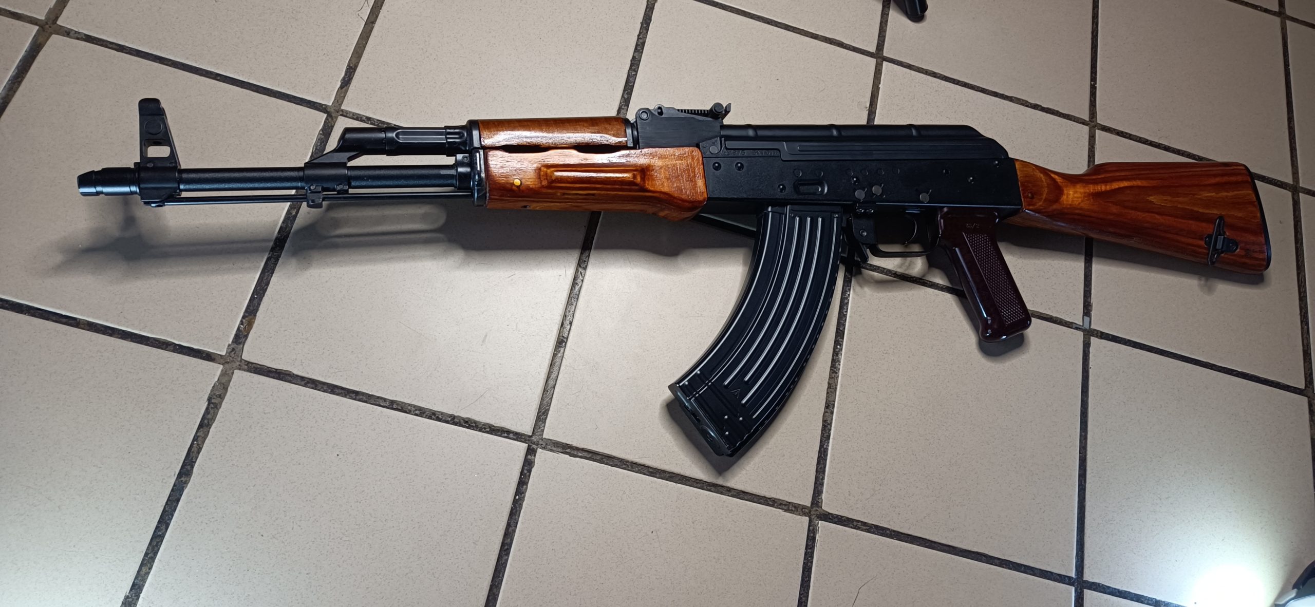 Kit Real Wood : AKM Contreplaqué Bouleau Stratifié 1/1 [Tokyo Marui] Airsoft Shien