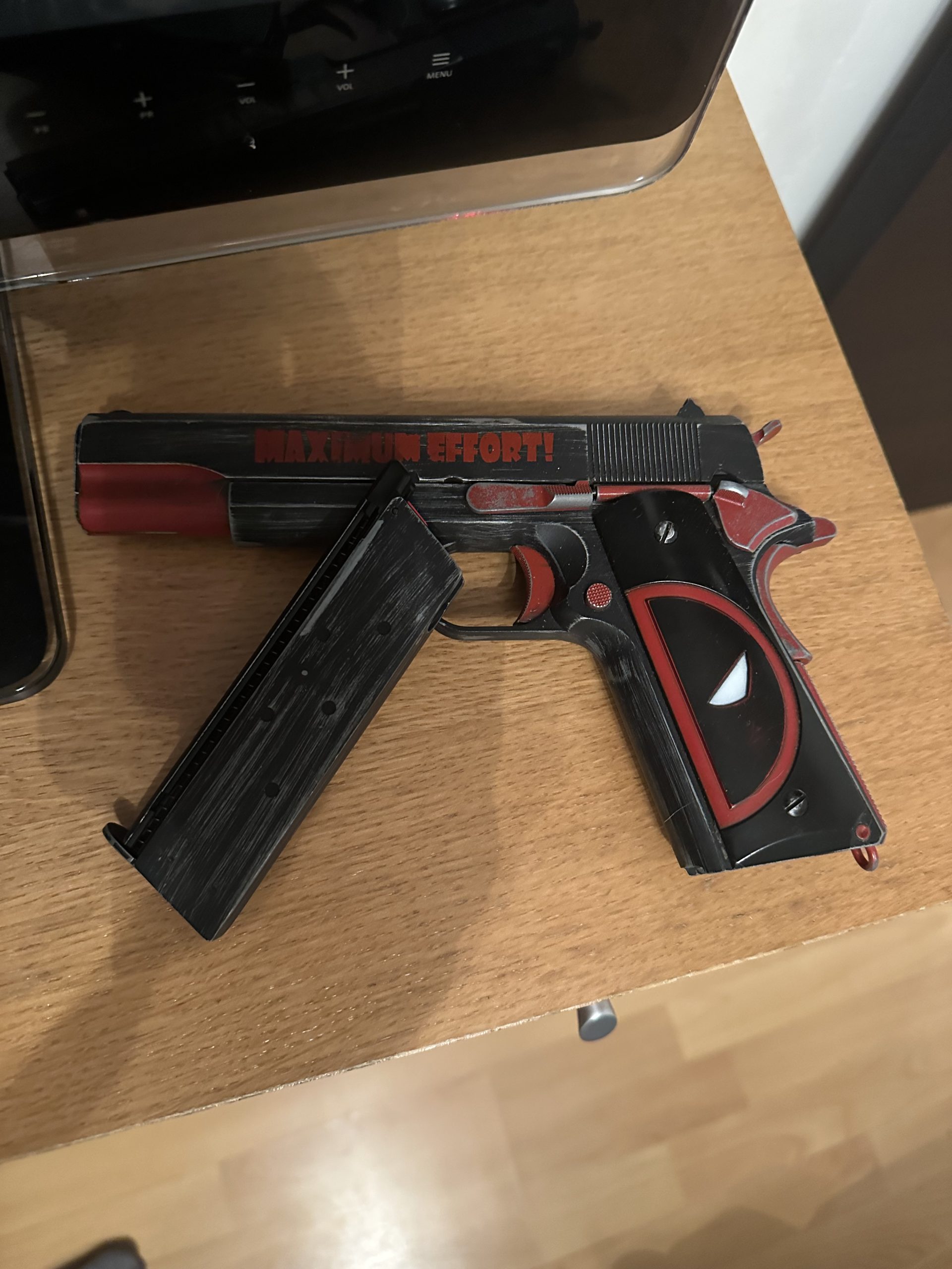 Aw custom deadpool 1911