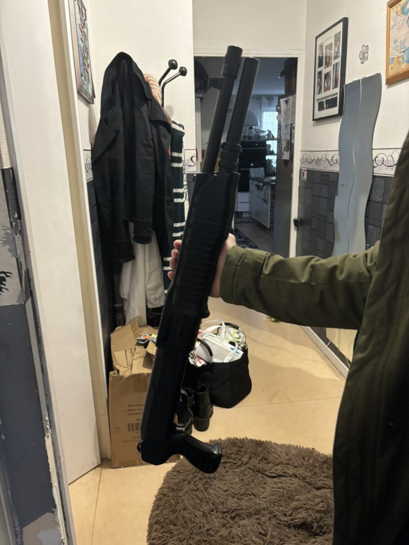 Fusil a pompe SPAS 12