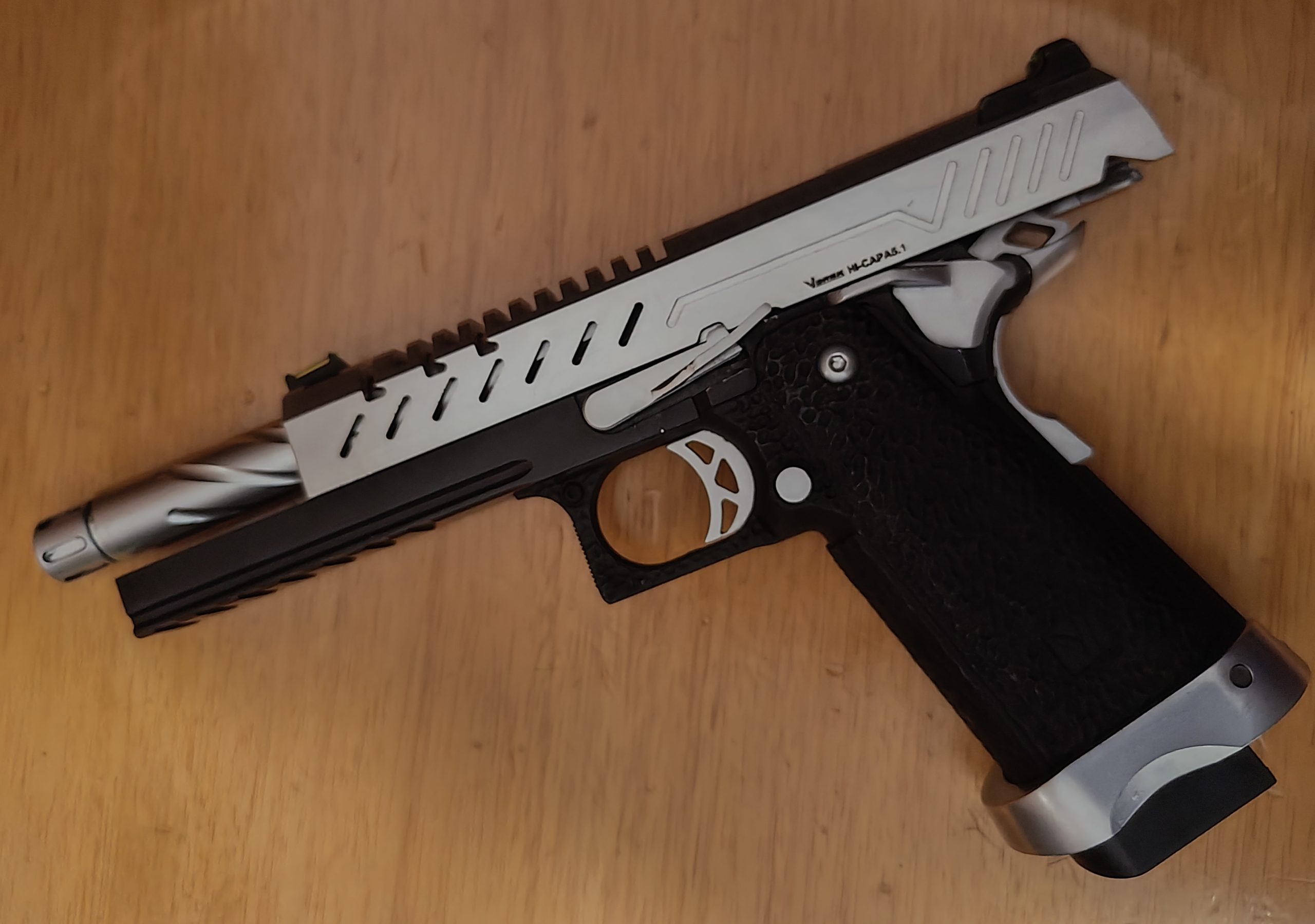 Hicapa 5.1 Vorsk silver