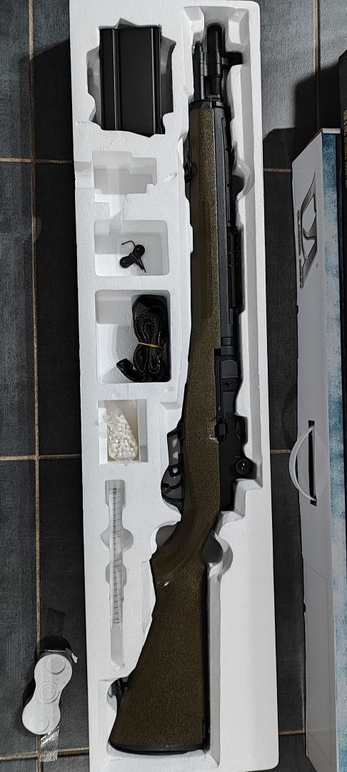 Réplique M14 SOCOM CM032A OD CYMA AEG neuve