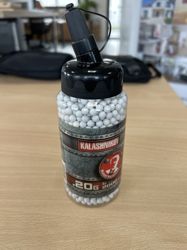 2000 billes 6mm Kalashnikov blanches – 0.20g
