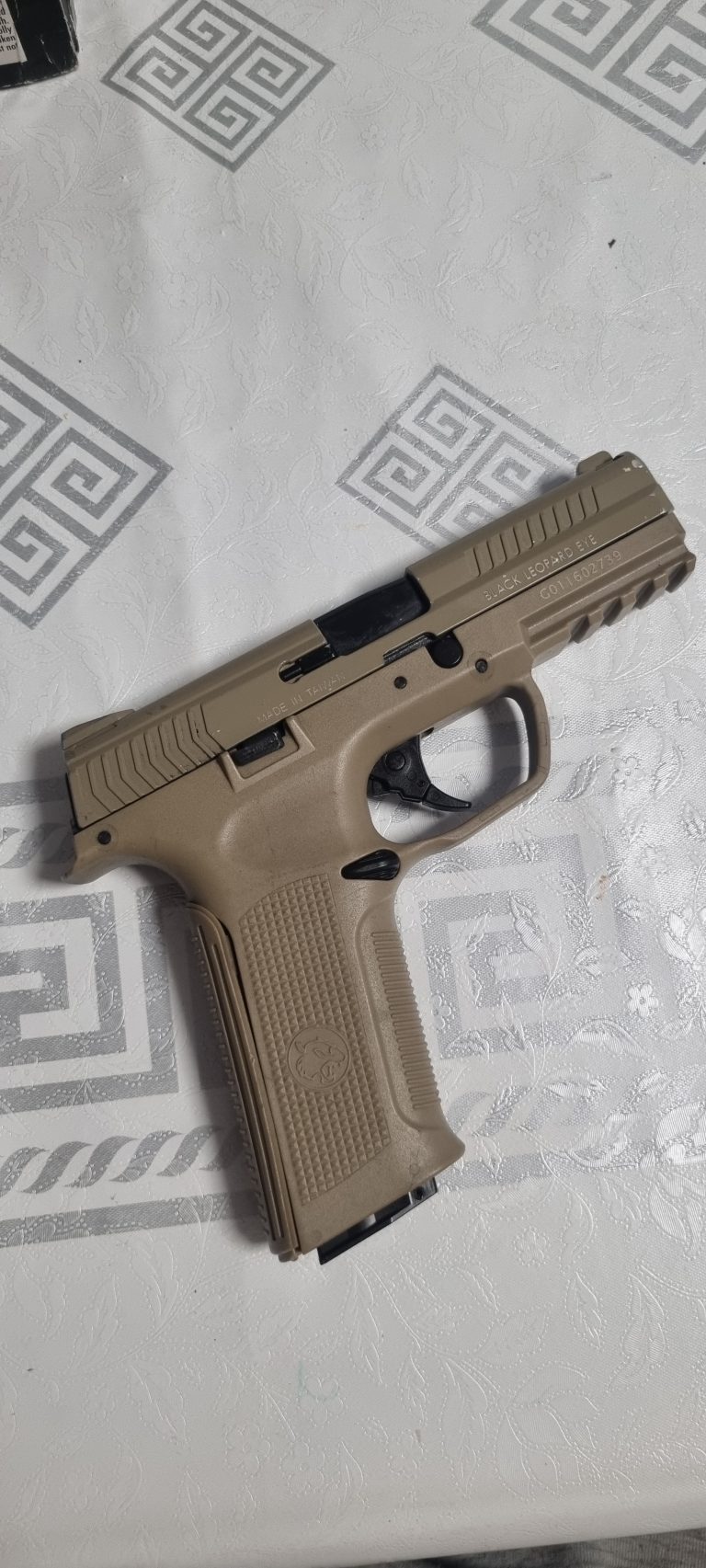 Sig black leopard