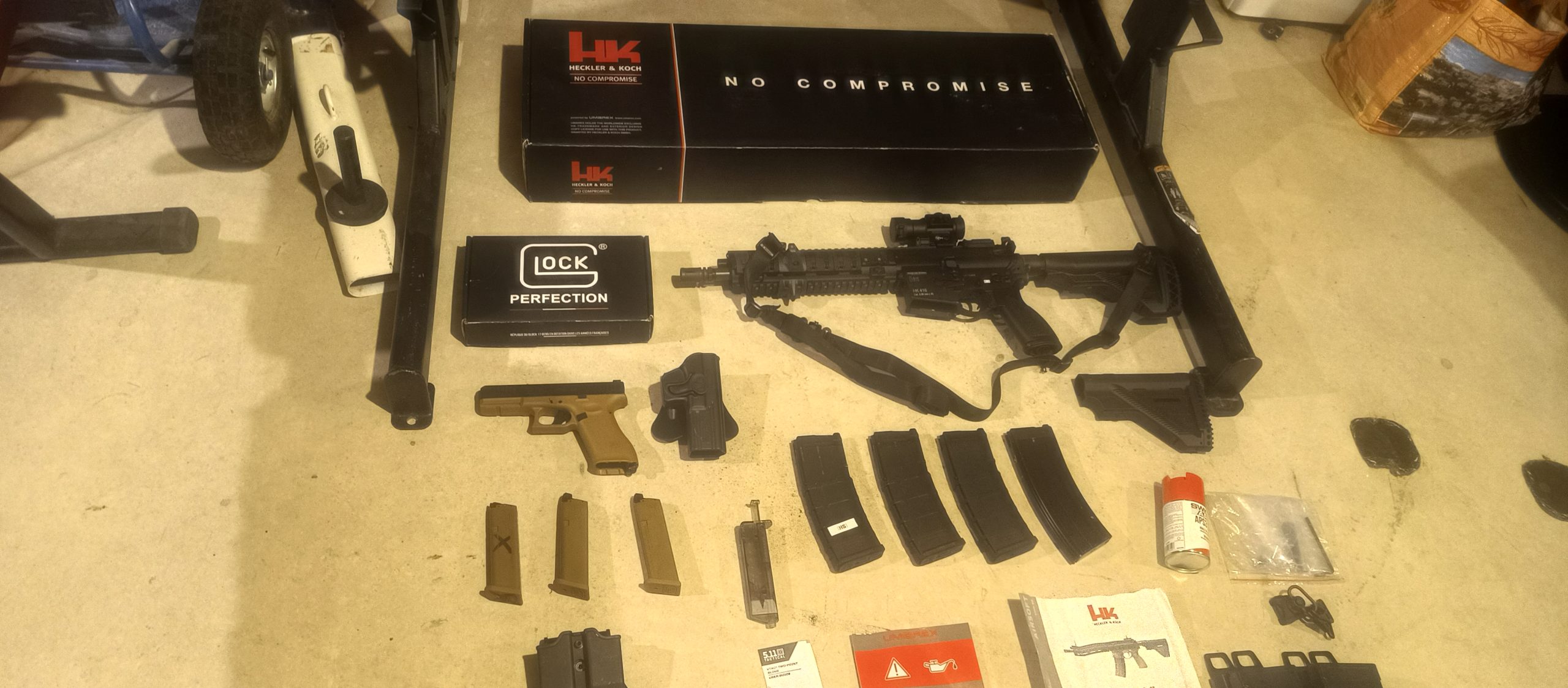 HK 416 umarex gbbr (400€) + Glock 17 Gen 5 cybergun (150€)