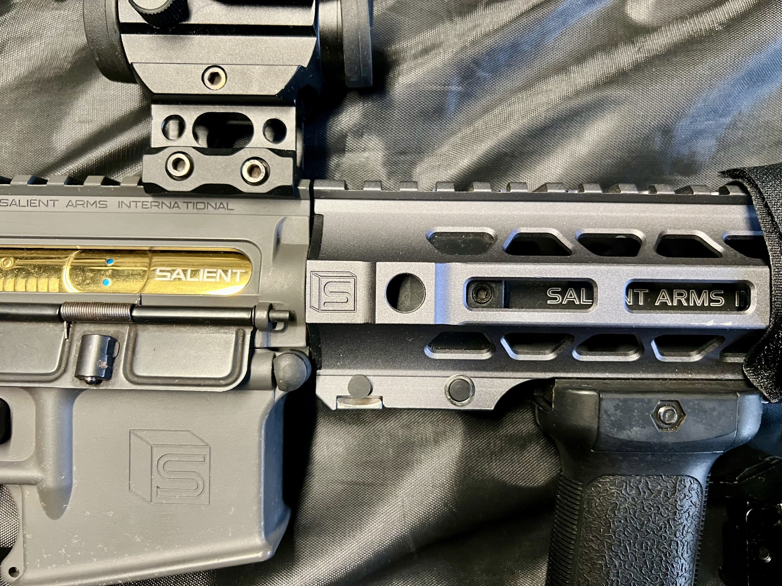 M4 – SILENT ARMS – Titan in