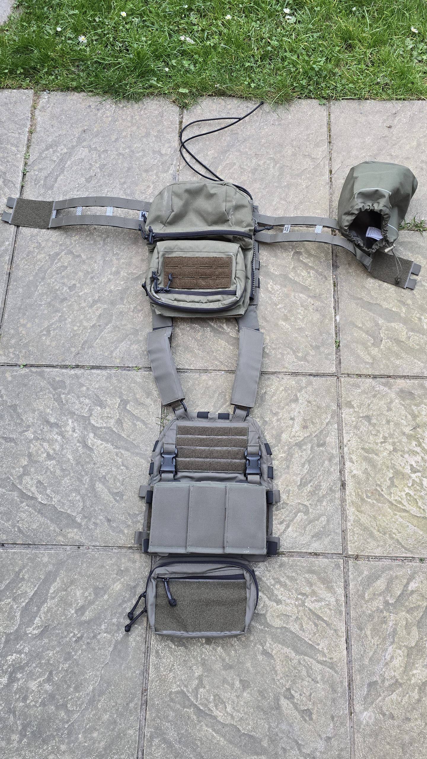 Gilet tactique porte plaques complet Hexatac ranger green état neuf