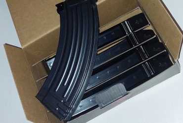 Lot 5 chargeurs ak e&l