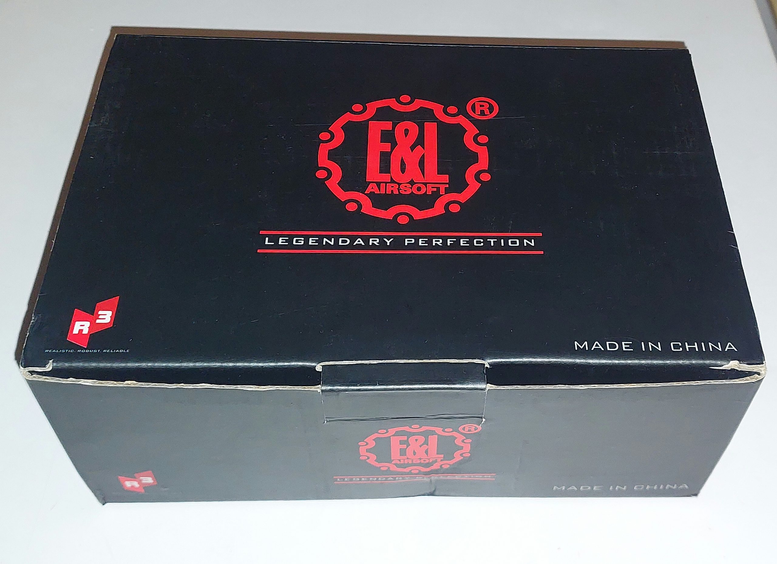 Lot 5 chargeurs ak e&l