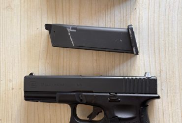 GLOCK 17 Gen 4 co2 CYBERGUN + 2 CHARGEURS