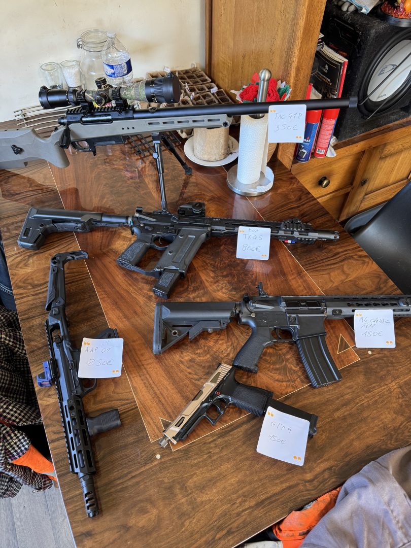 Répliques d’airsoft