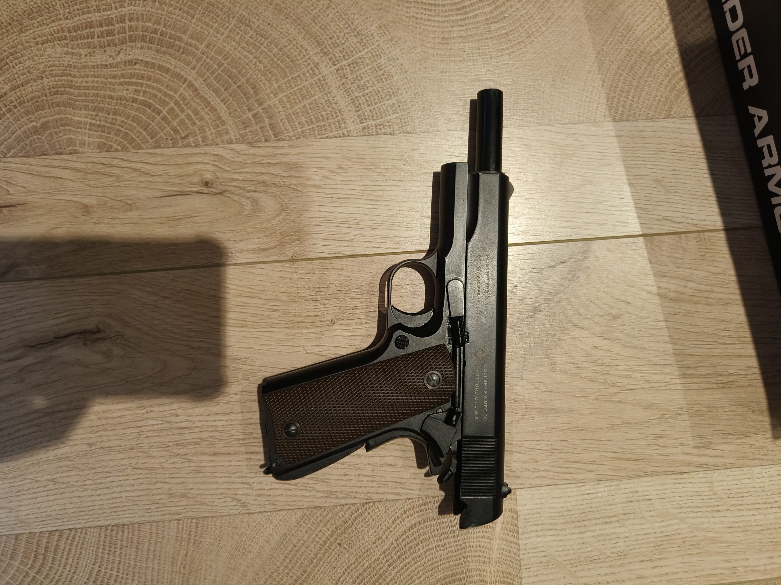 Colt 1911 kjw