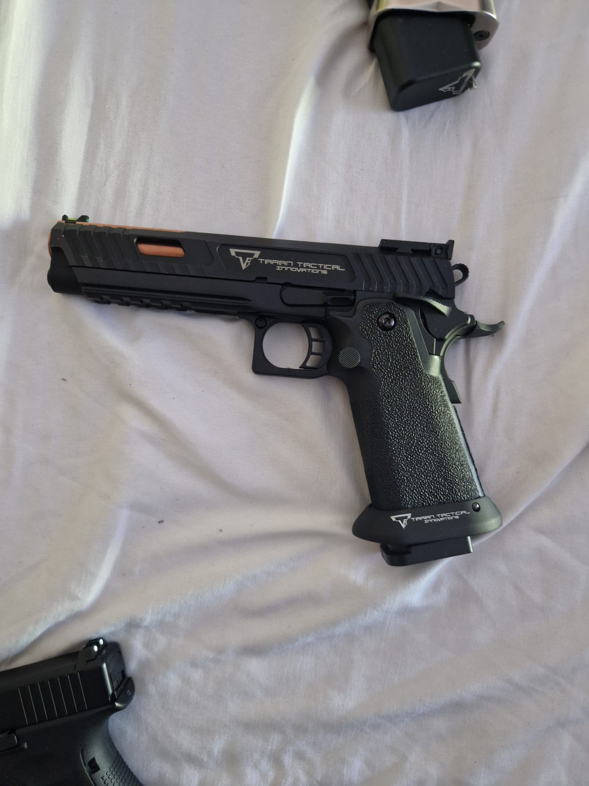 STI & Taran Tactical Innovations TTI 2011 Combat Master GBB avec canon Custom Island – Noir