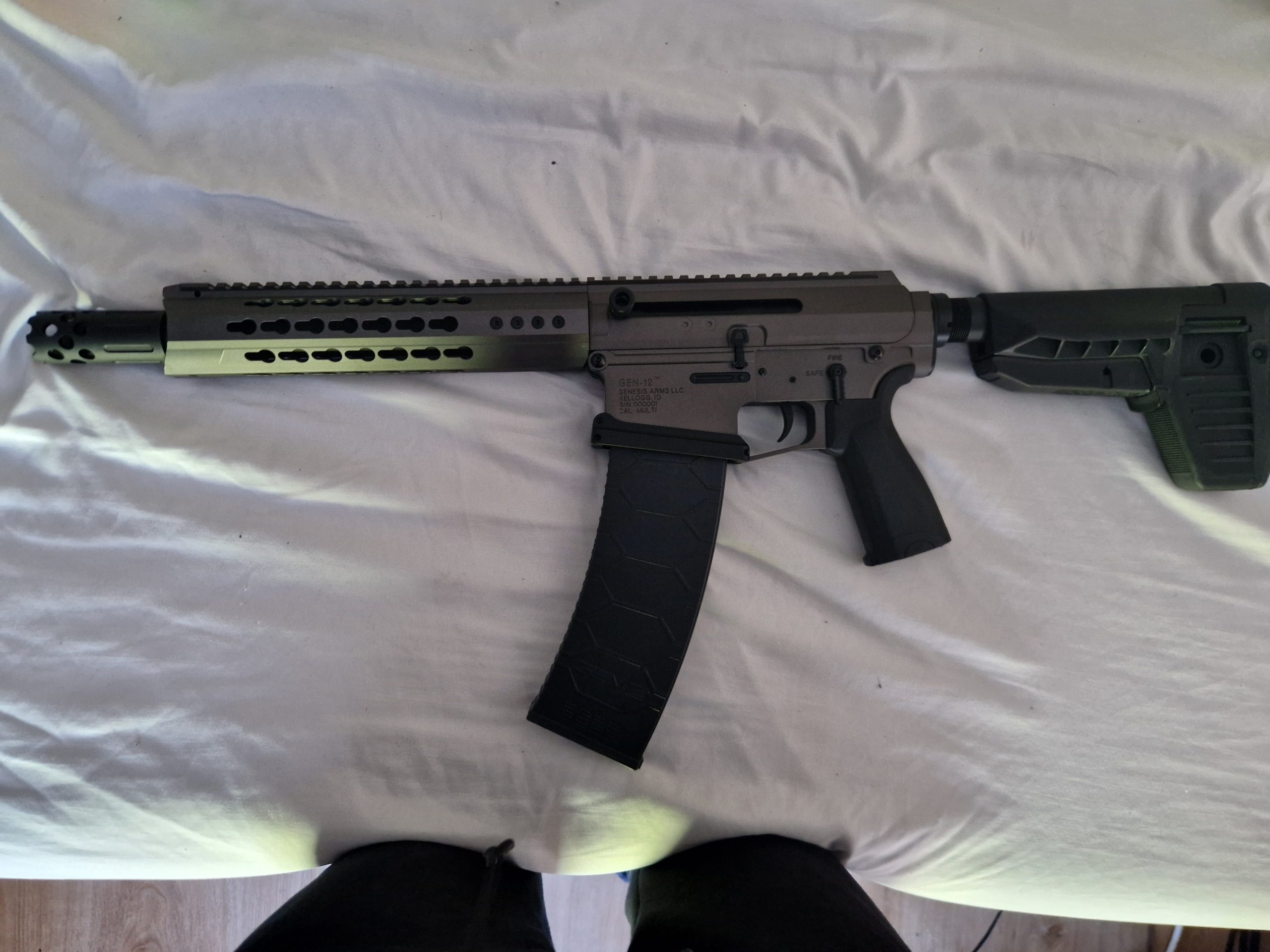 Taran Tactical Innovations (TTI)& Genesis Arms Dracarys Gen 12 AEG avec Mosfet- Gris