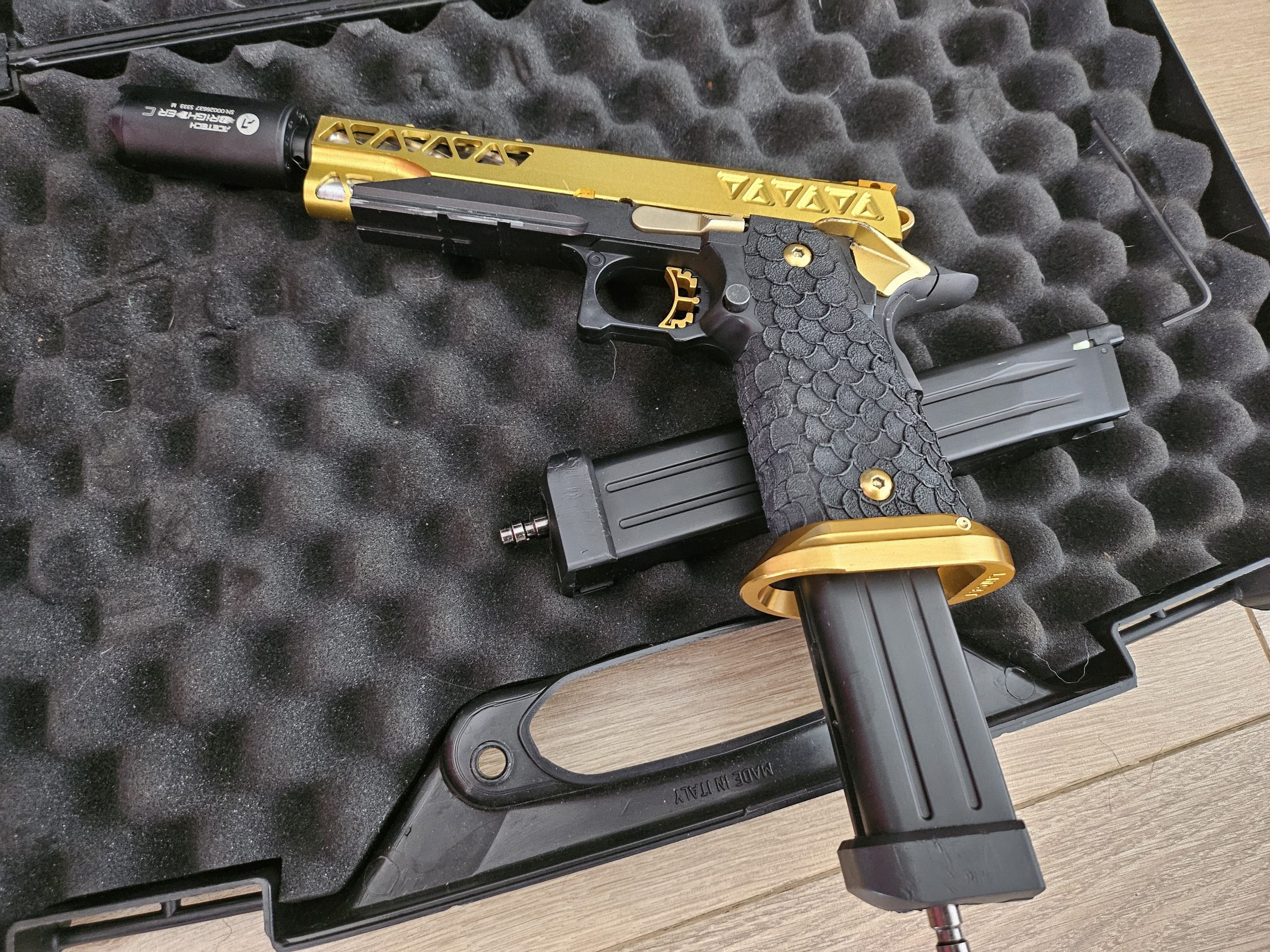 [RARE] Custom Art Custom GBB – Custom level 2 CENTUM SEPTIMUM