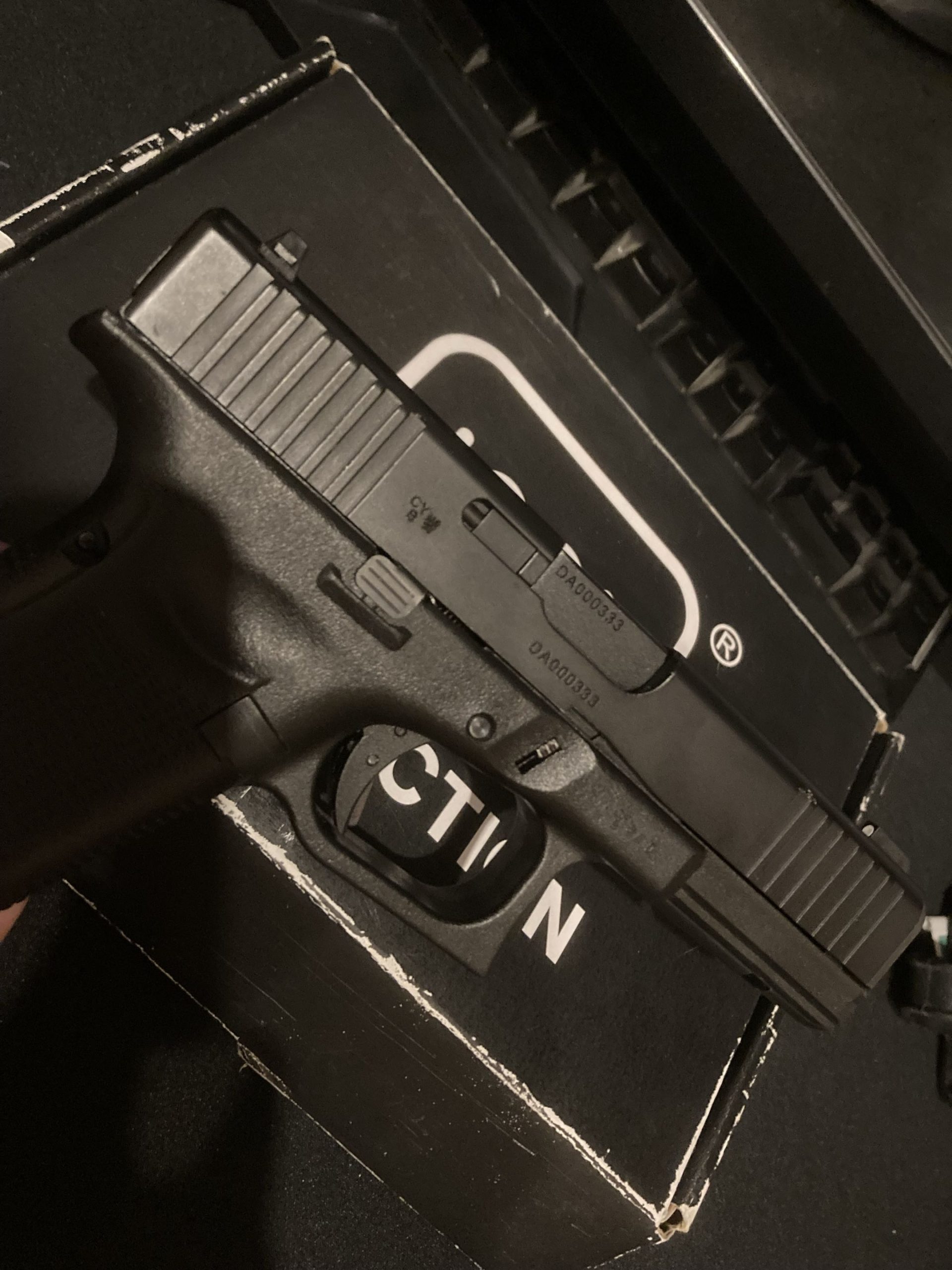 Glock 17 Gen 5 Gaz GBB Cybergun/VFC