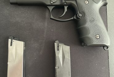 Pistolet Tokyo Marui Tactical Master + 2 chargeurs