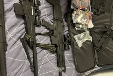 Pack complet airsoft – Répliques + équipements (neuf, jamais utilisé)