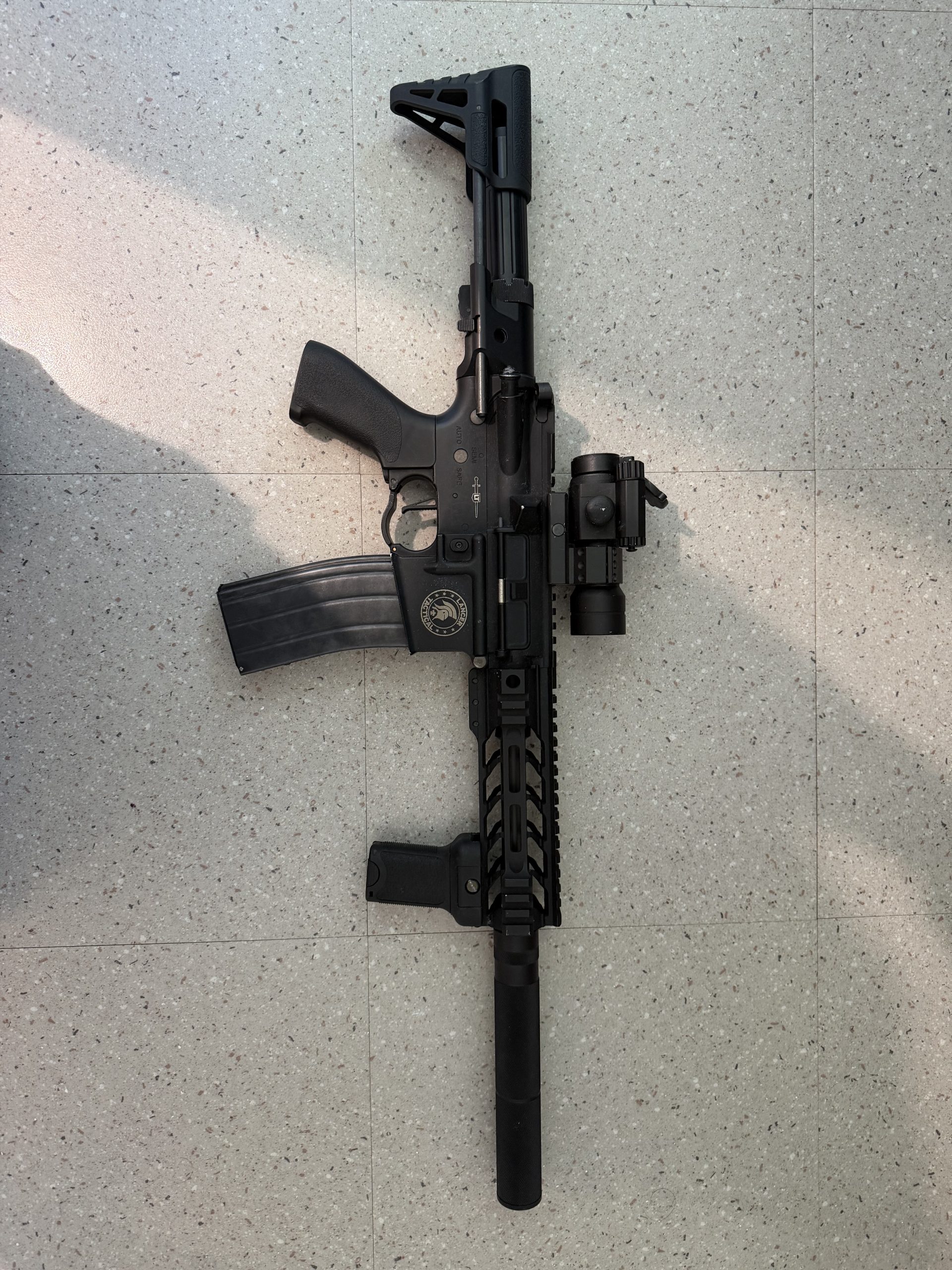 AR TRÈS PRÉCISE FULL METAL