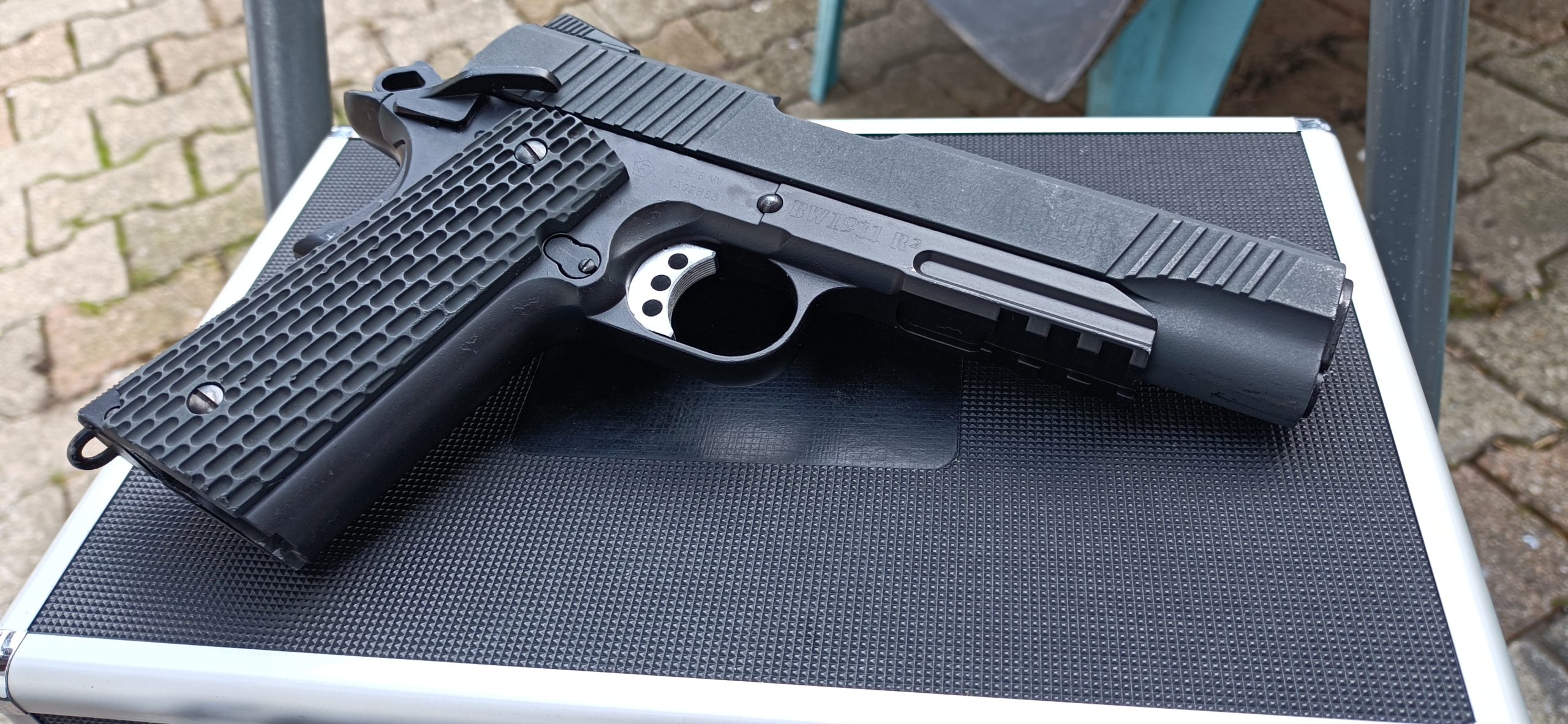 Colt 1911 Two Tone – KWC