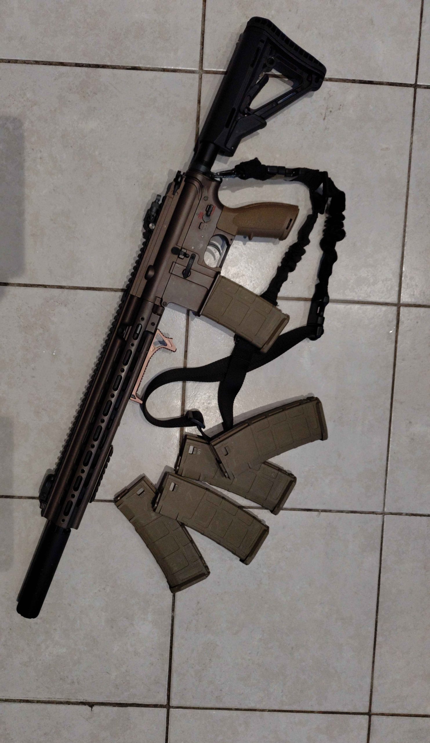 Réplique 416 E&C bronze /5 chargeurs M4 /tracer Acetech at1000