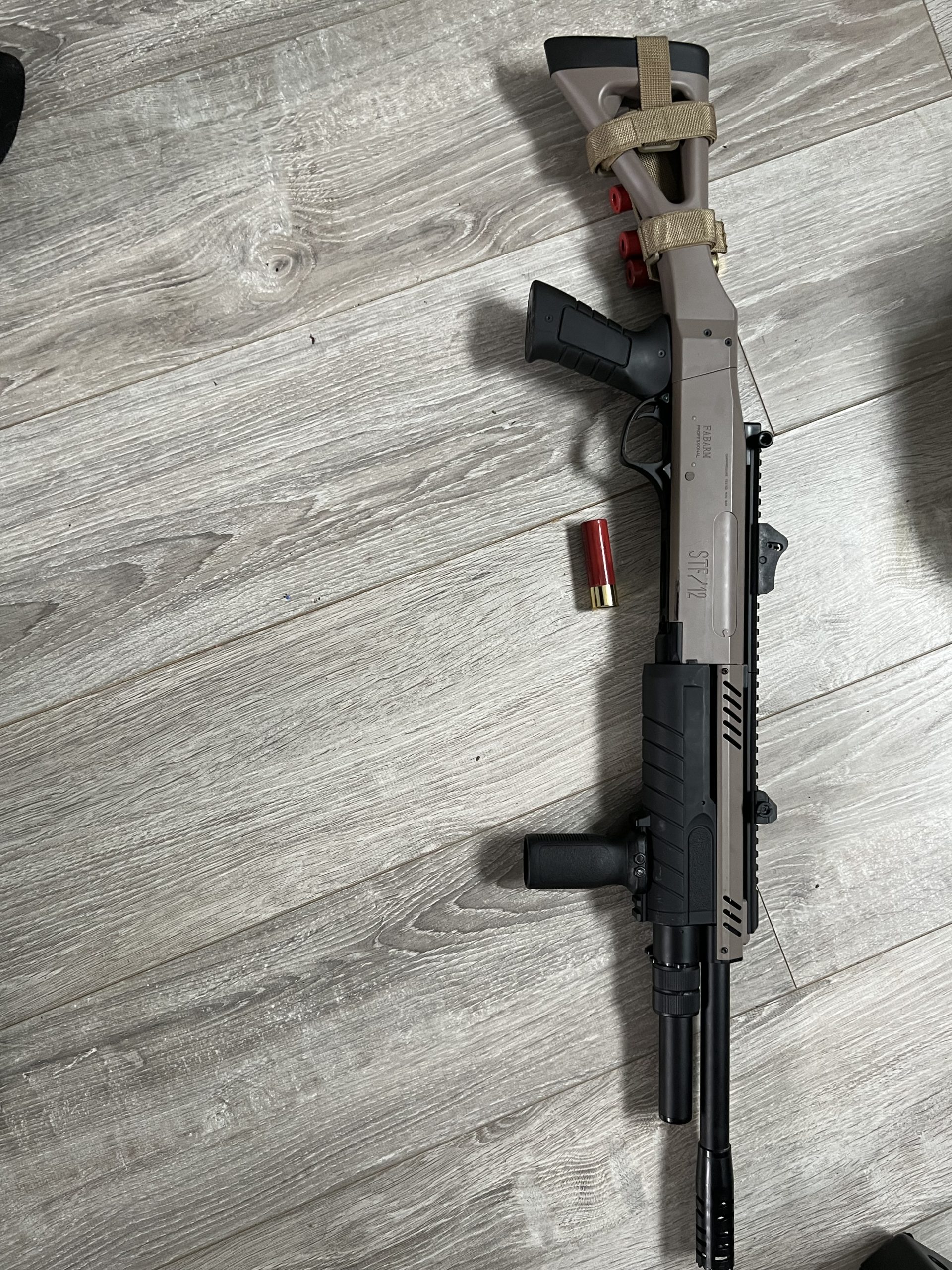 Fusil à pompe airsoft