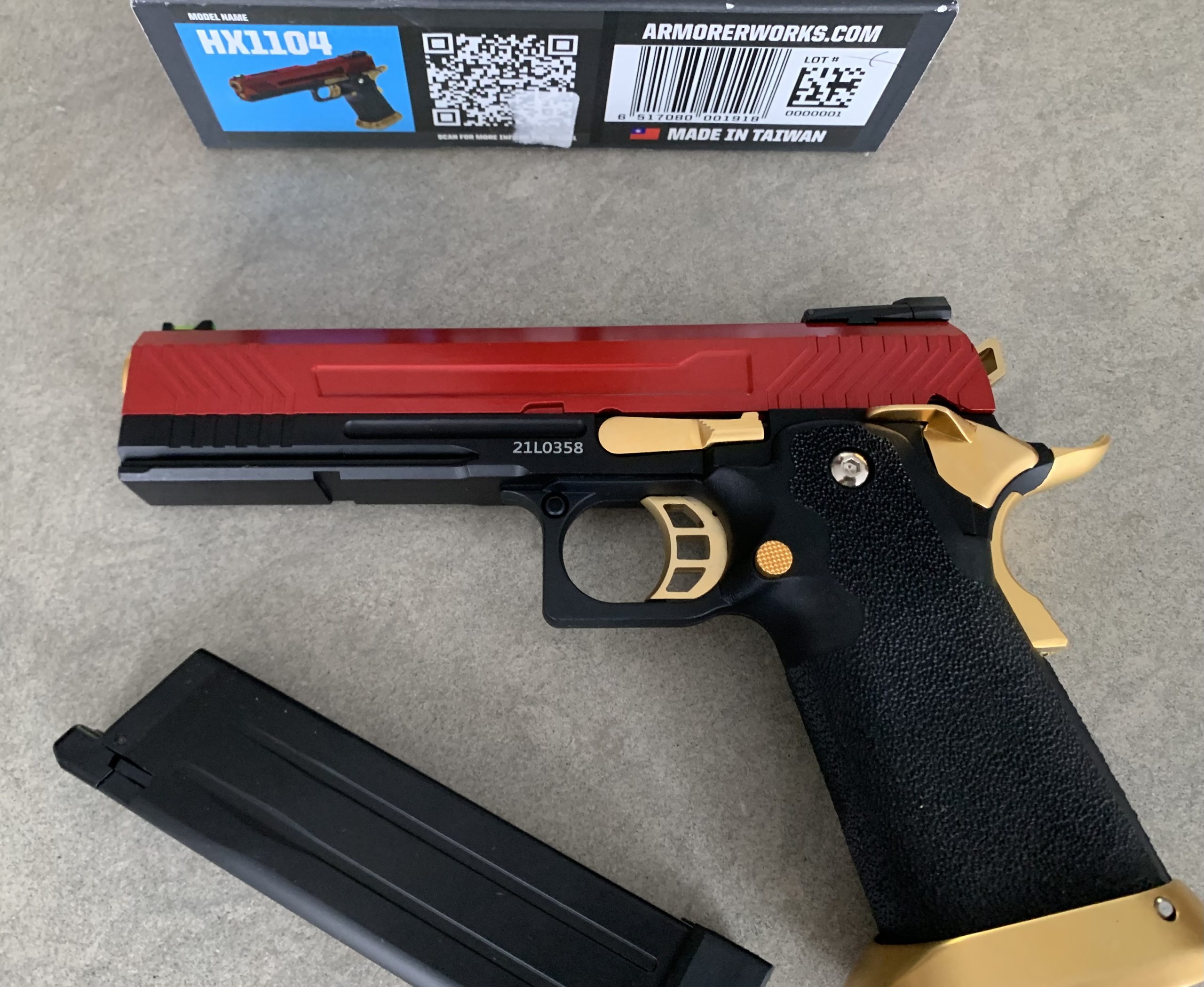 Neuf: AW Custom HX1004 Hi-Capa 5.1 GBB