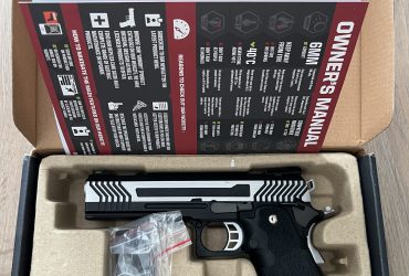 AW Custom HX1101 Hi-Capa quasi NEUF + chargeur (jamais utilisé en partie)