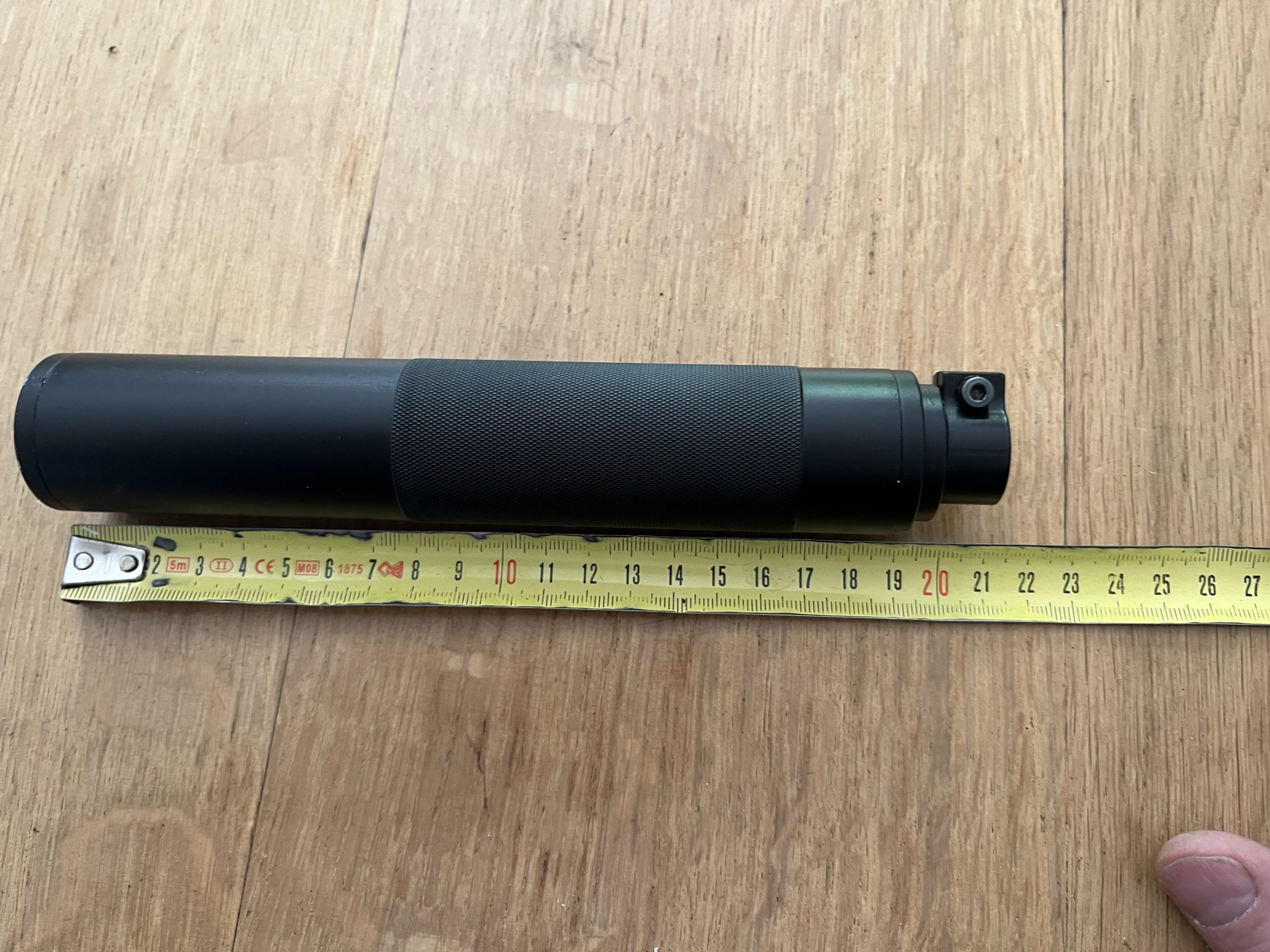 Silencieux avec fixation sur cache flammes