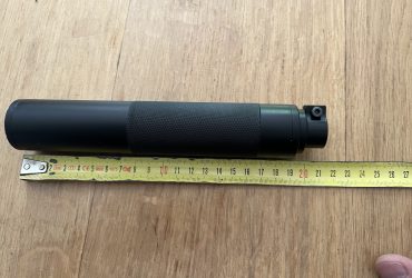 Silencieux avec fixation sur cache flammes