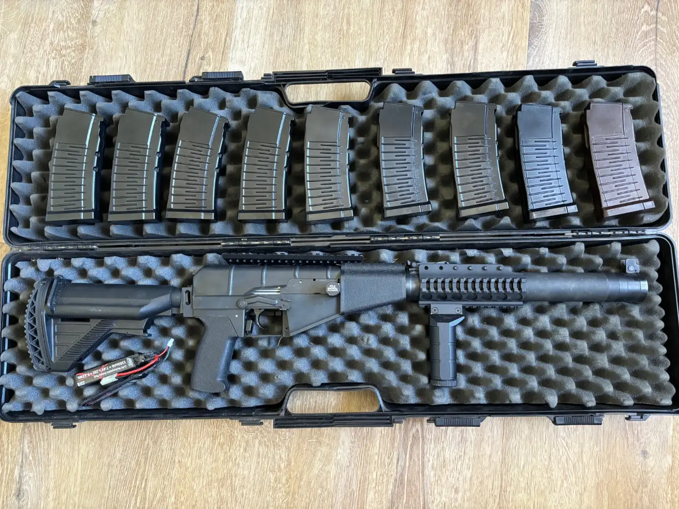 LCT MRK VAL Full Upgrade + mallette de transport + 9 chargeurs