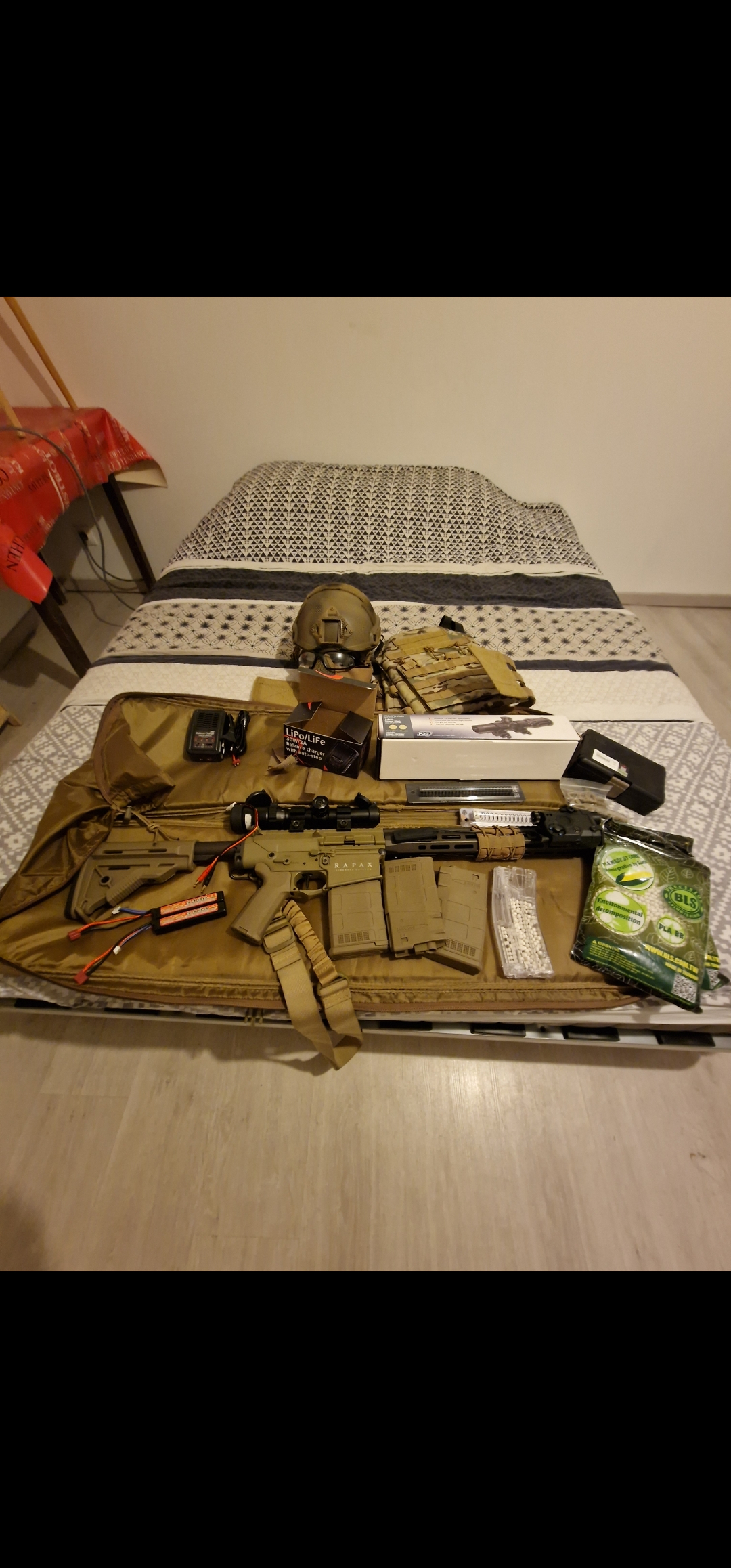 M7 rapax