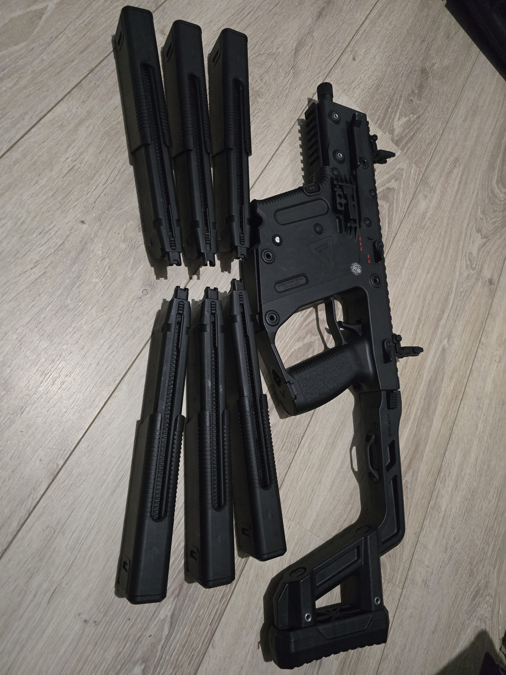 Krytac KRISS VECTOR + 6 chargeurs