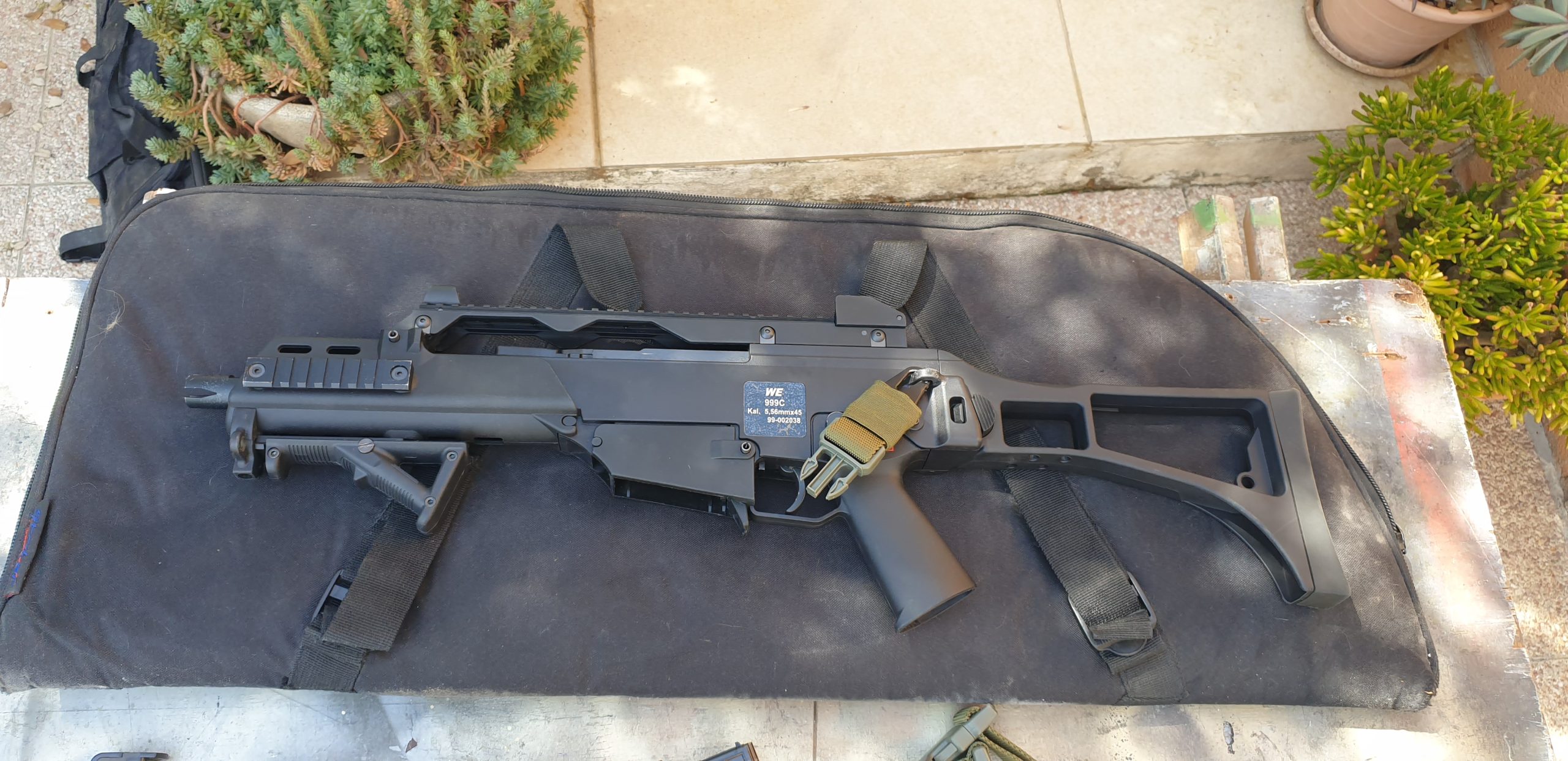 Lot GBBR G36 WE Tech noir + kit Npas