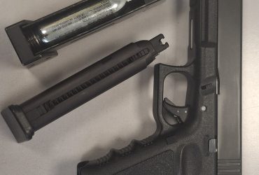 Glock 17 gen 3 gaz et co2 blowback 6 mm