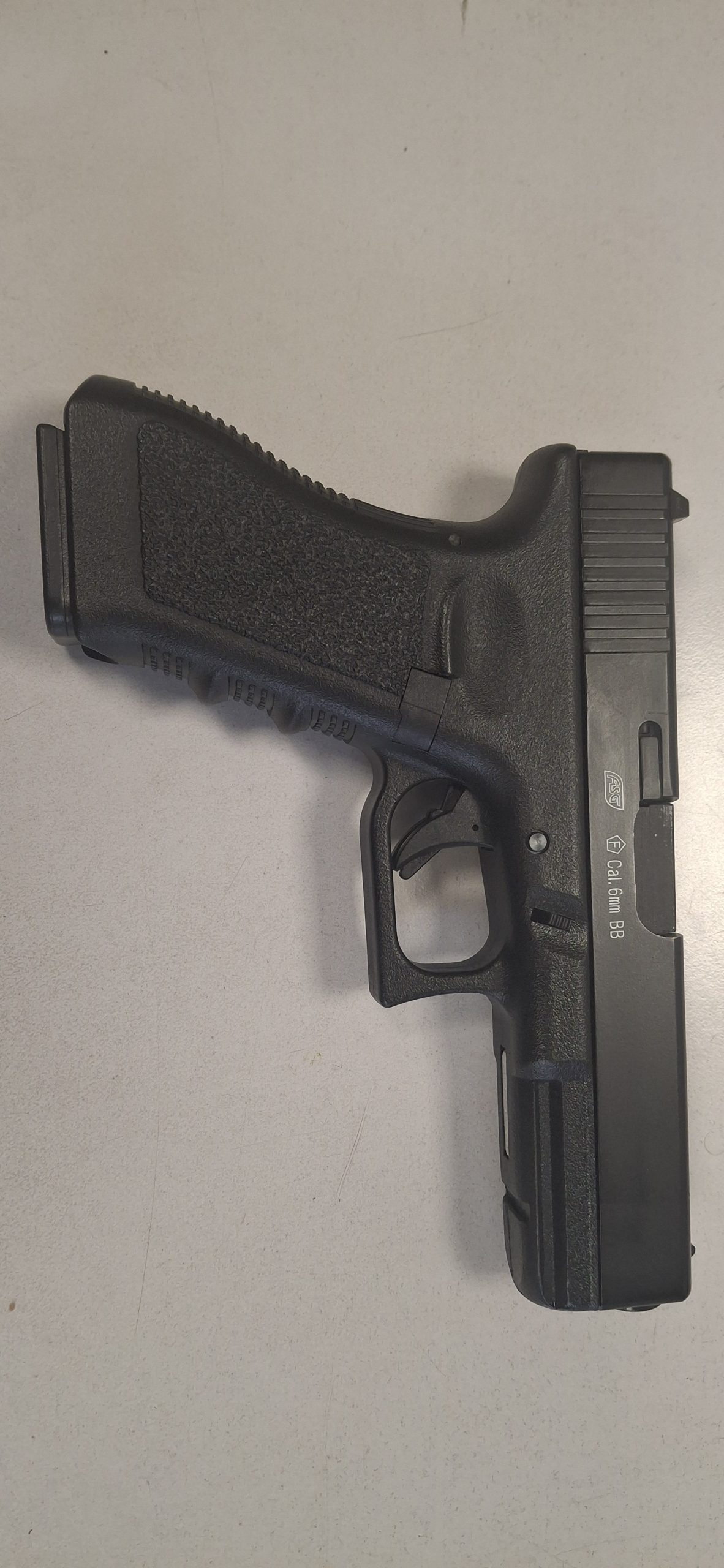 Glock 17 gen 3 gaz et co2 blowback 6 mm