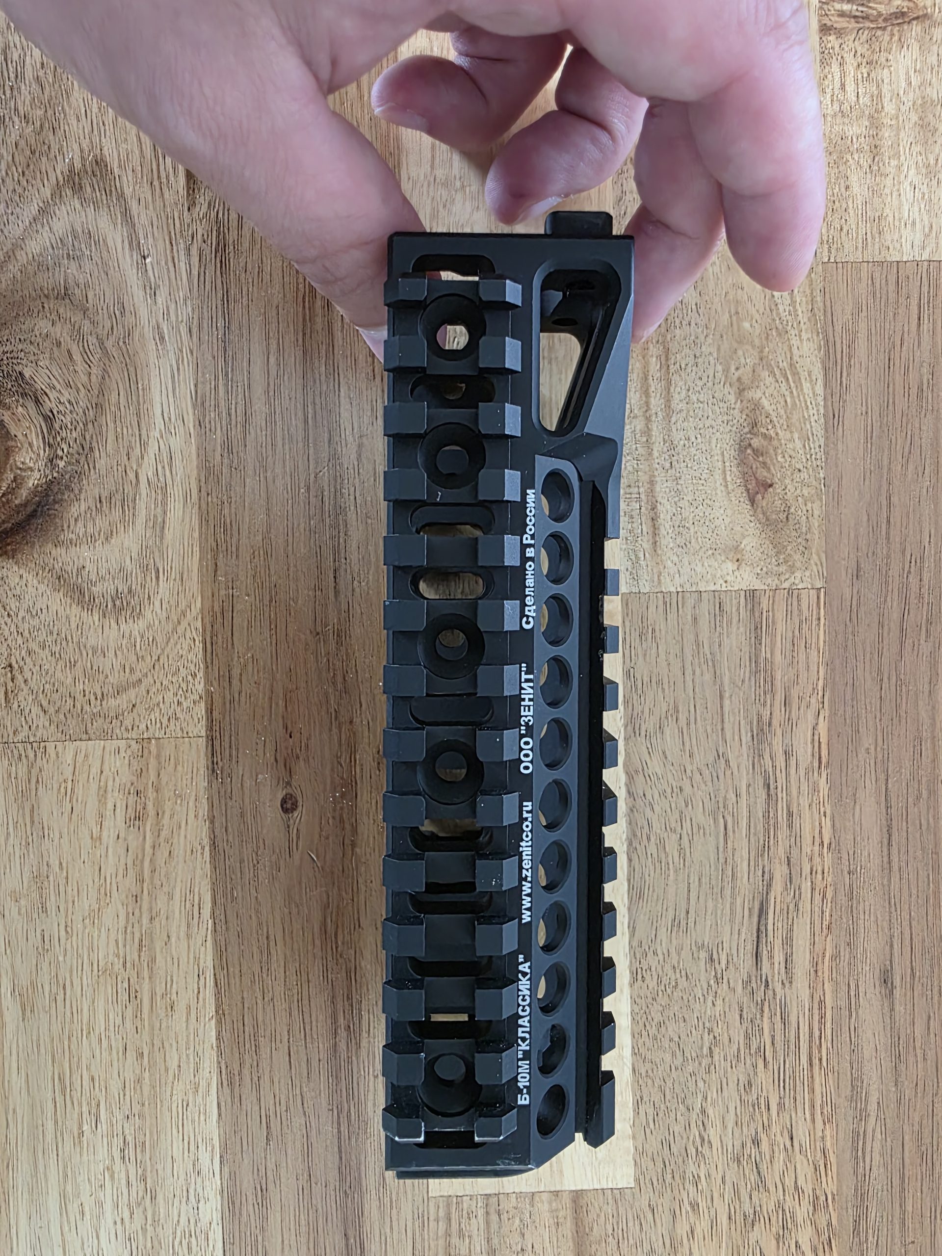 Garde main Zenitco B10M Wii Tech pour Tokyo Marui AKM GBBR