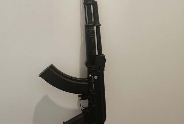 Réplique Airsoft AK type Cyma (ASG Kalashnikov) majoritairement métal – Bon rapport qualité/prix d’origine