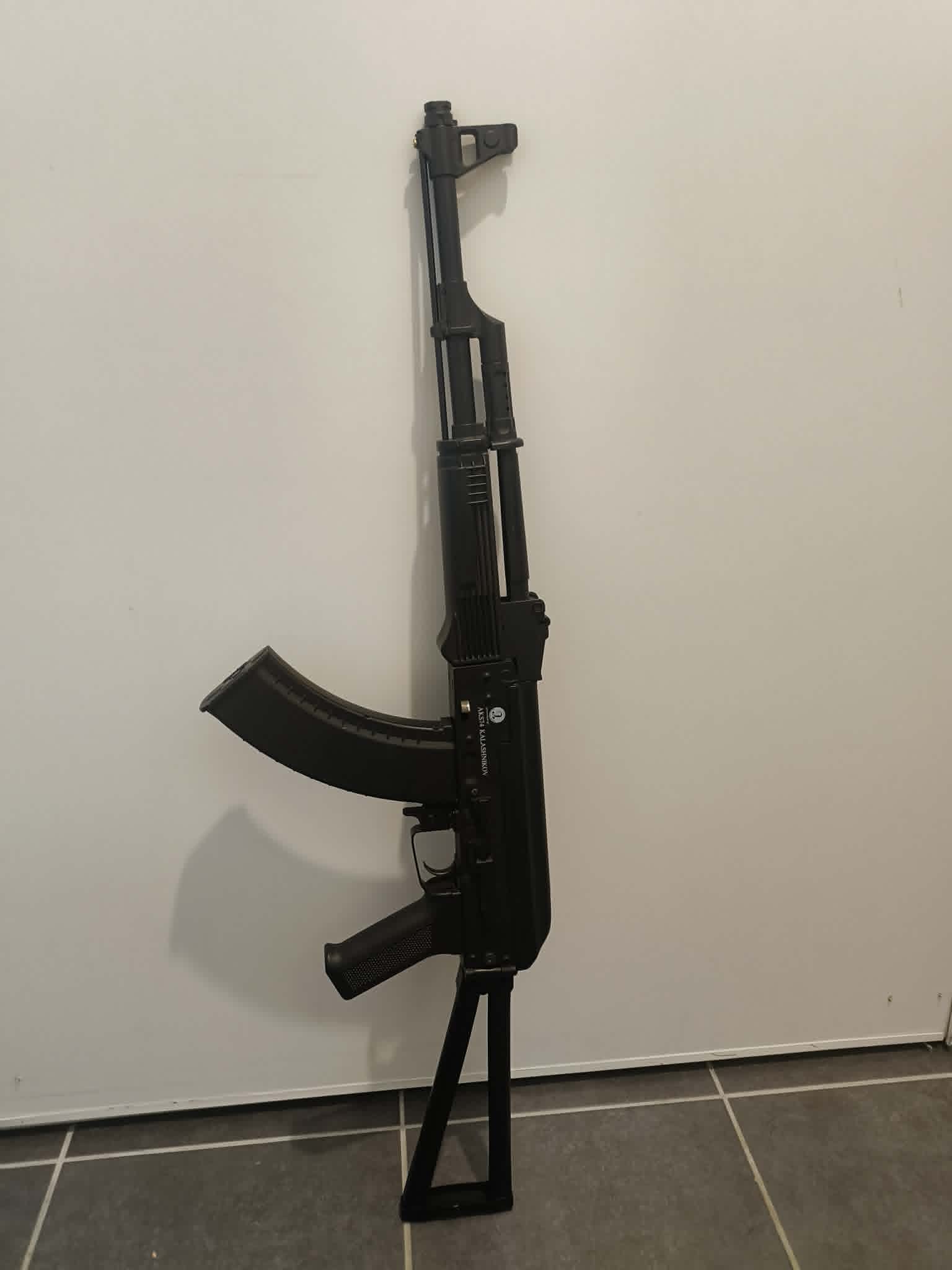 Réplique Airsoft AK type Cyma (ASG Kalashnikov) majoritairement métal – Bon rapport qualité/prix d’origine