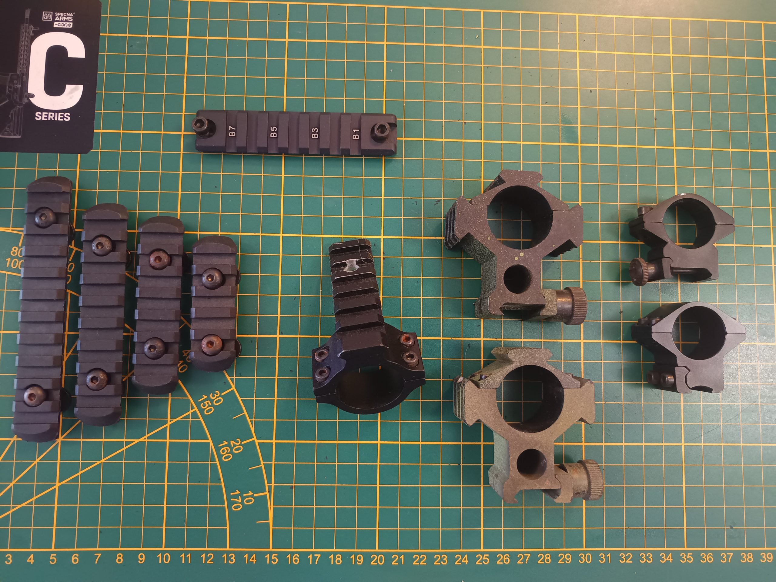 Accessoires répliques d'airsoft (rail, anneaux ect..)