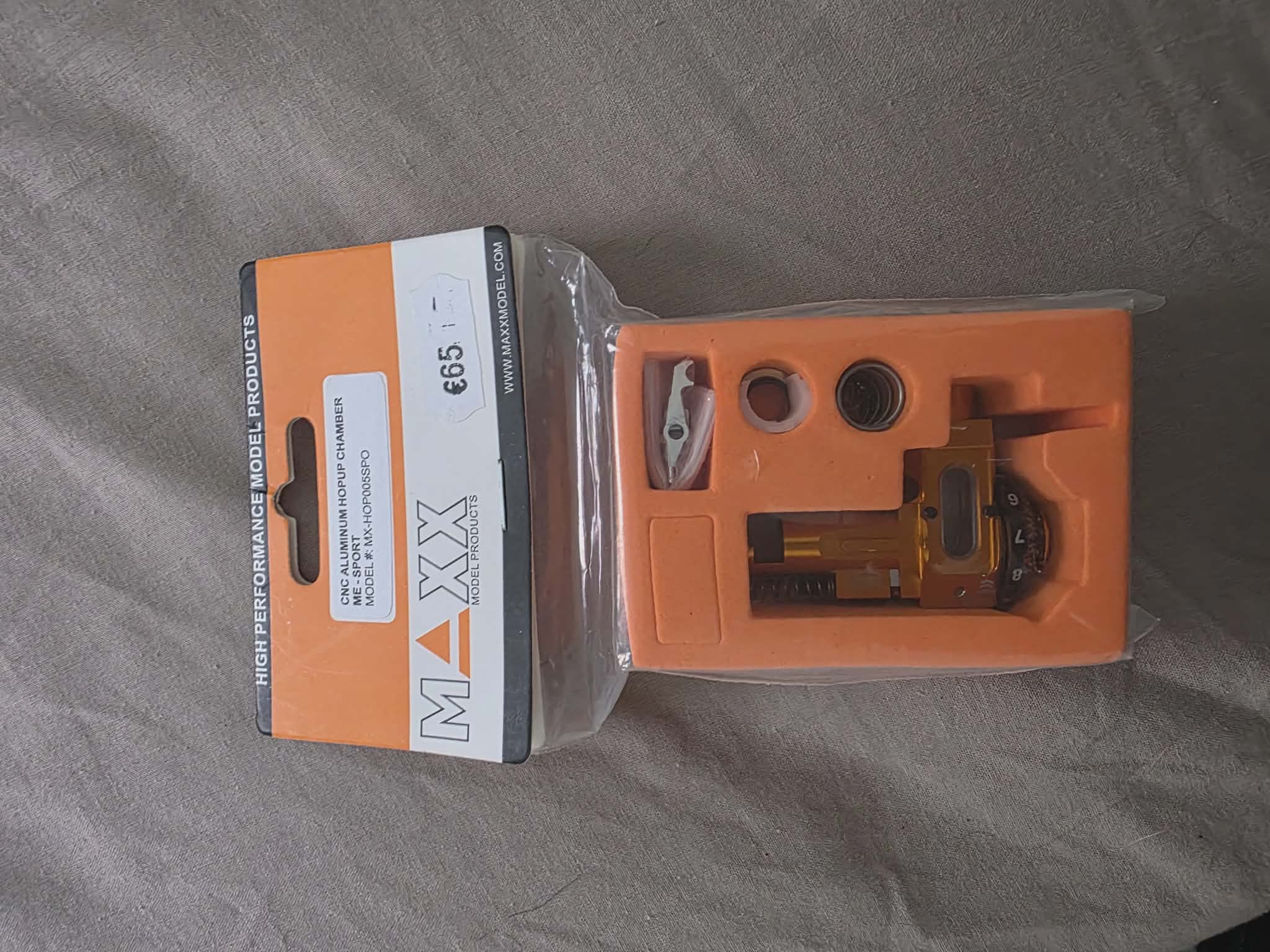 Maxx model