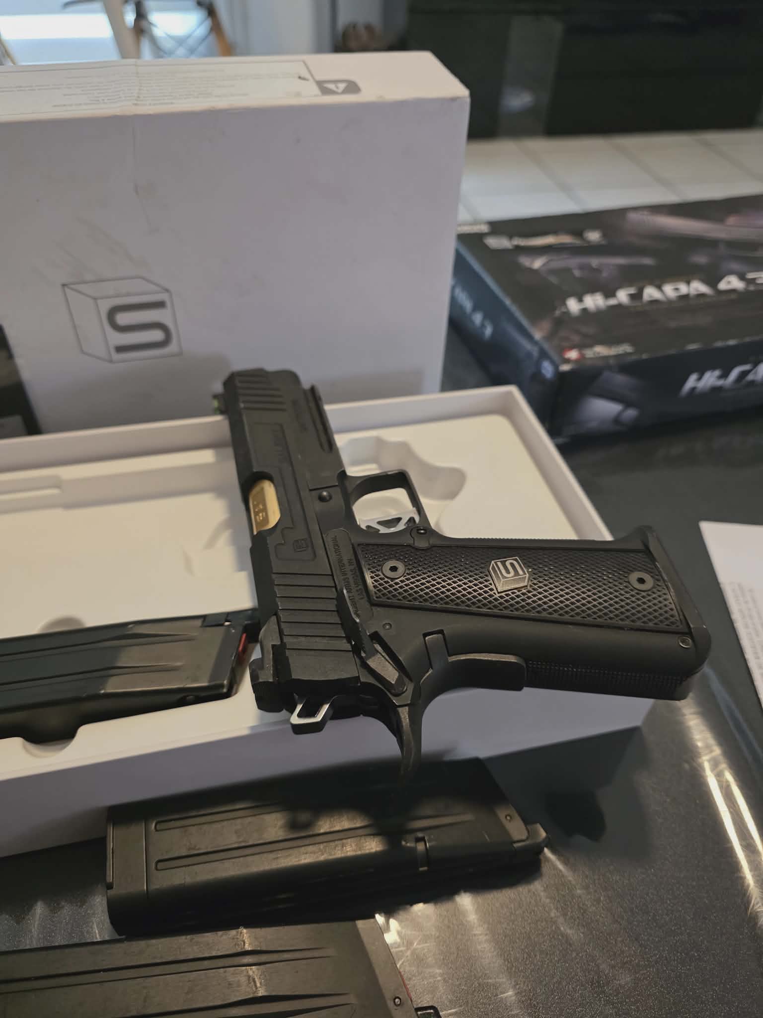Hi capa 4.3 Silents Arms AW Custom