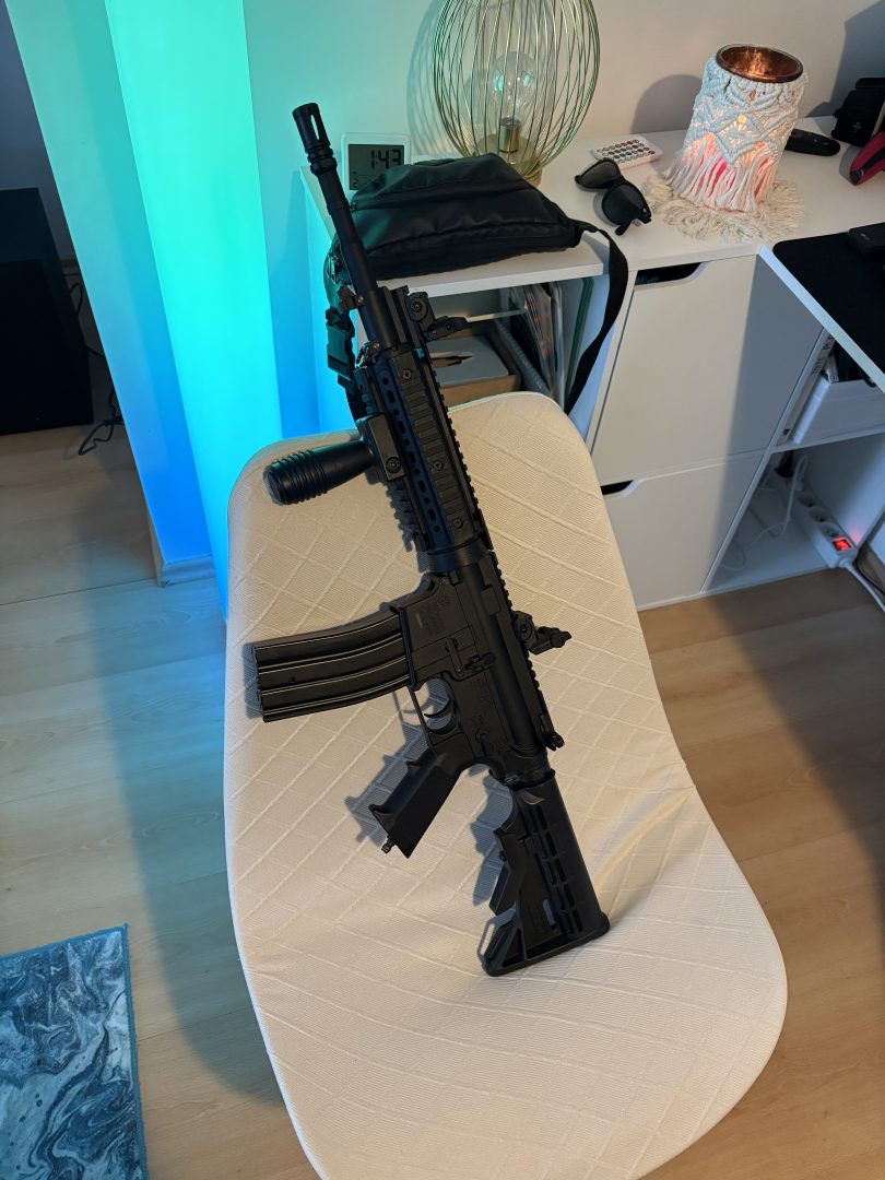 M4A1 TIPPMANN HPA + ACCESOIRES