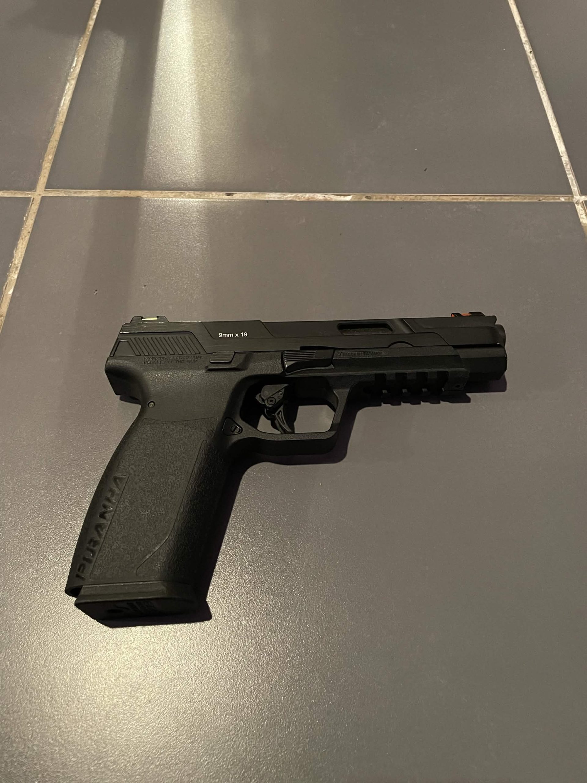 G&G Piranha MK1 Gaz Noir