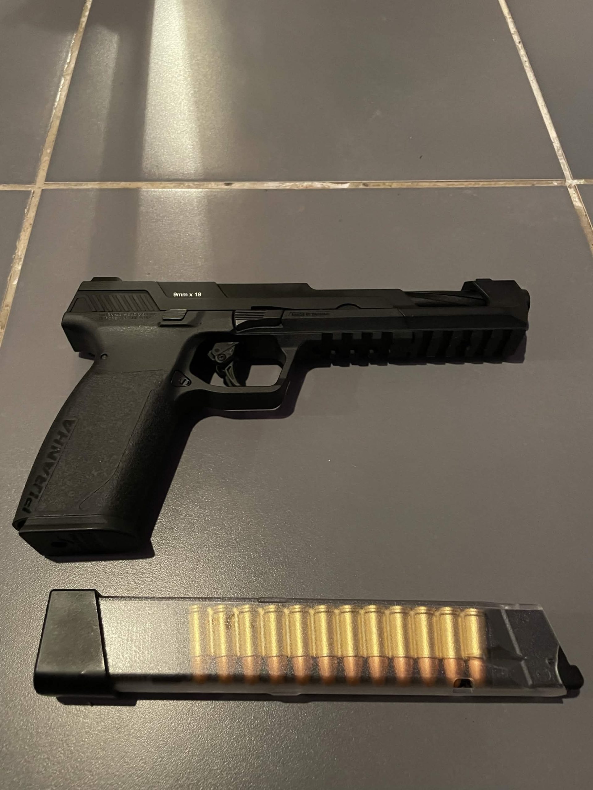 G&G Piranha SL GBB Gaz